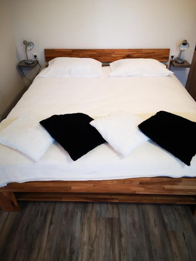 Apartments Ema Подчетртек Экстерьер фото