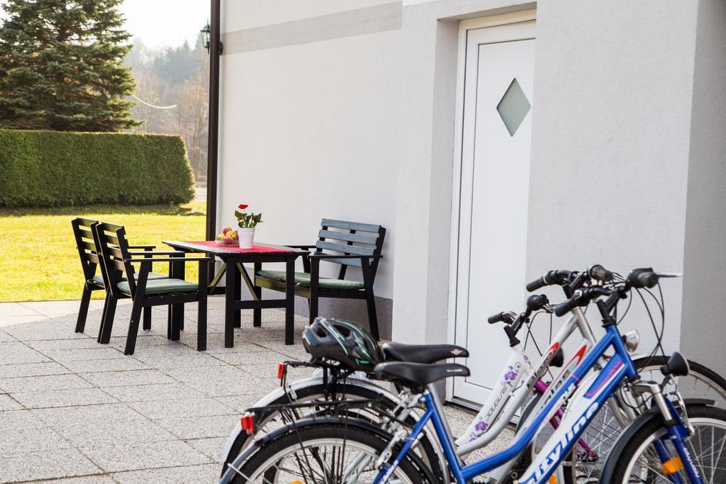 Apartments Ema Подчетртек Экстерьер фото