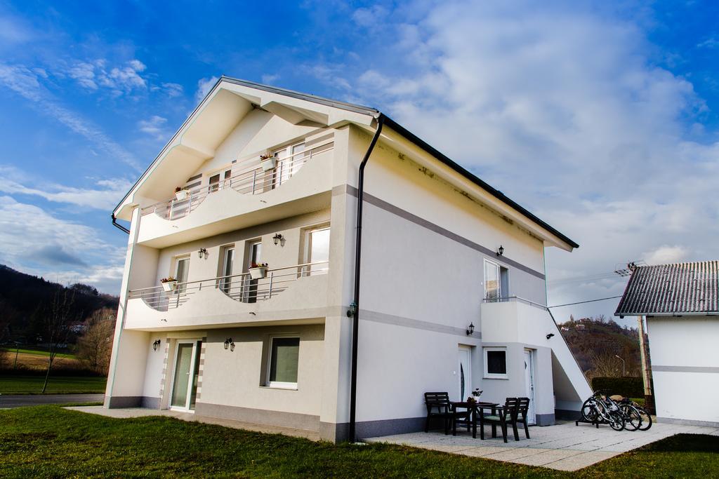 Apartments Ema Подчетртек Экстерьер фото