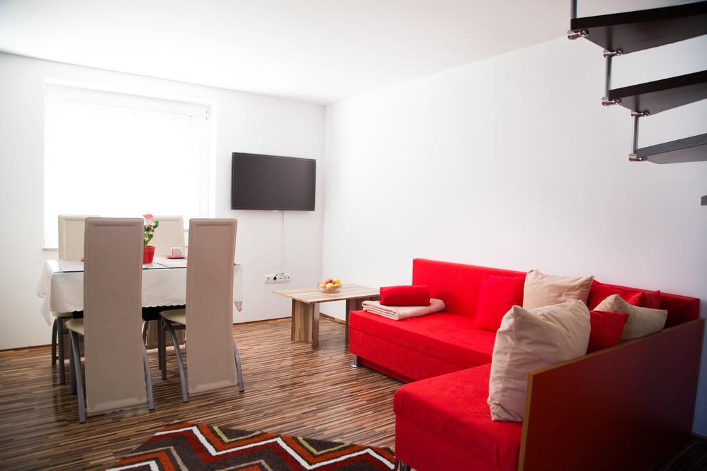 Apartments Ema Подчетртек Экстерьер фото